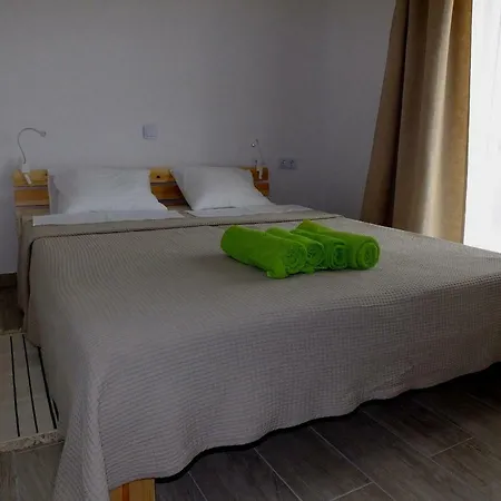 Berno Starigrad Paklenica