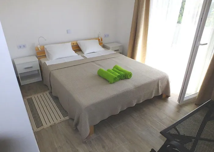 Berno Starigrad Paklenica