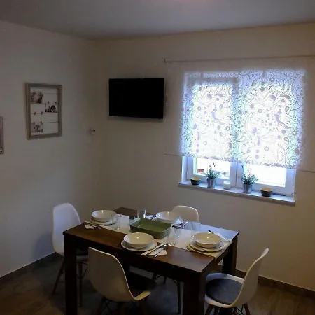 Berno * Starigrad Paklenica