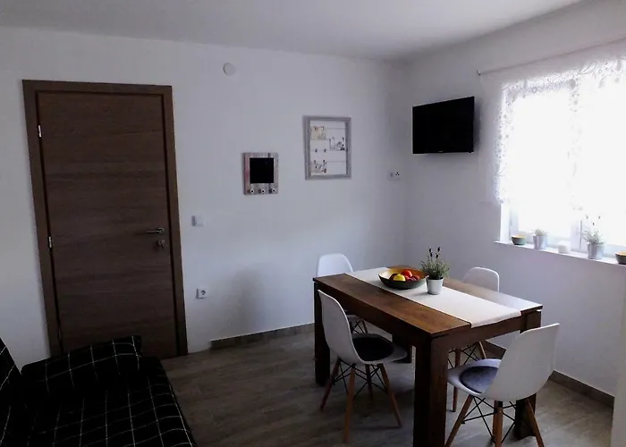 Berno * Starigrad Paklenica